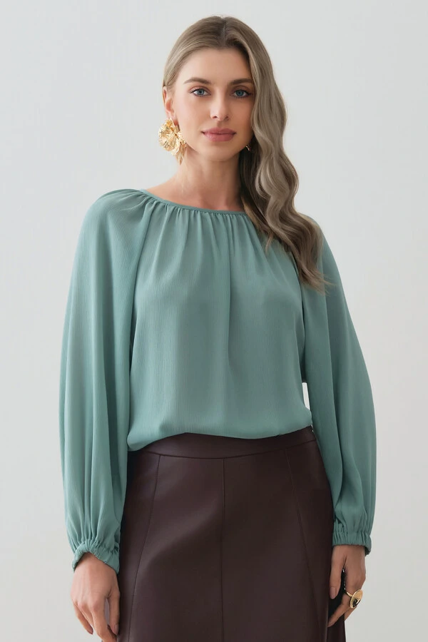 Blusa Assimétrica de Chiffon Yoryu Manga Longa Raglan Ampla Elástico Decote Franzido