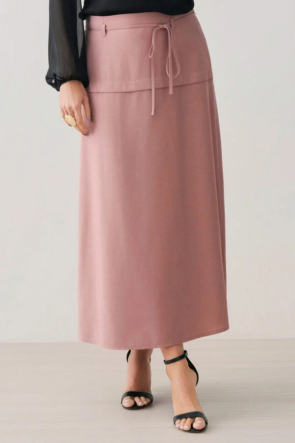 Saia Midi Evasê Prega Passante Cinto Fino