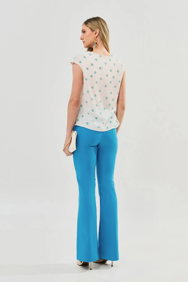 Blusa Assimétrica Poa Sobreposta Lateral Direita Franzida