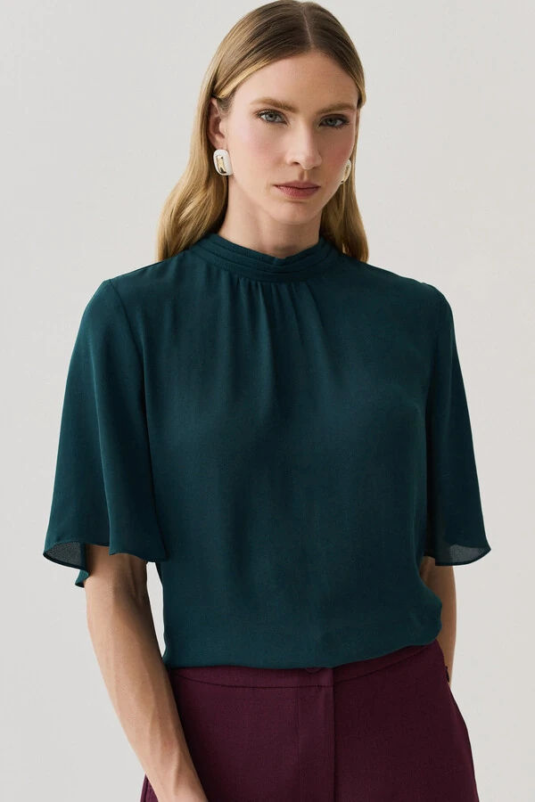 Blusa Manga Evasê Gola Baixa Pregas Triple Franzido