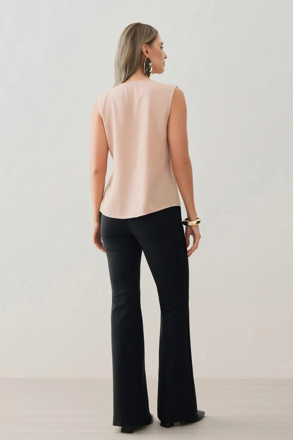 Regata Decote Gota Recortes