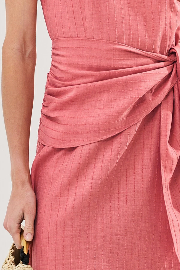 Vestido Midi Regata de Textrua Listrada Cintura Faixa Franzida