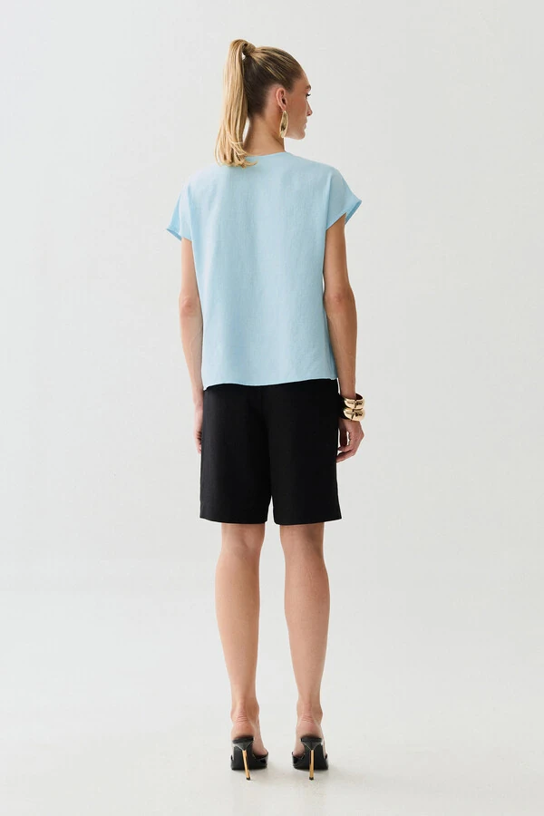 Blusa Manga Morcego Decote V Transpassado Botão Forrado