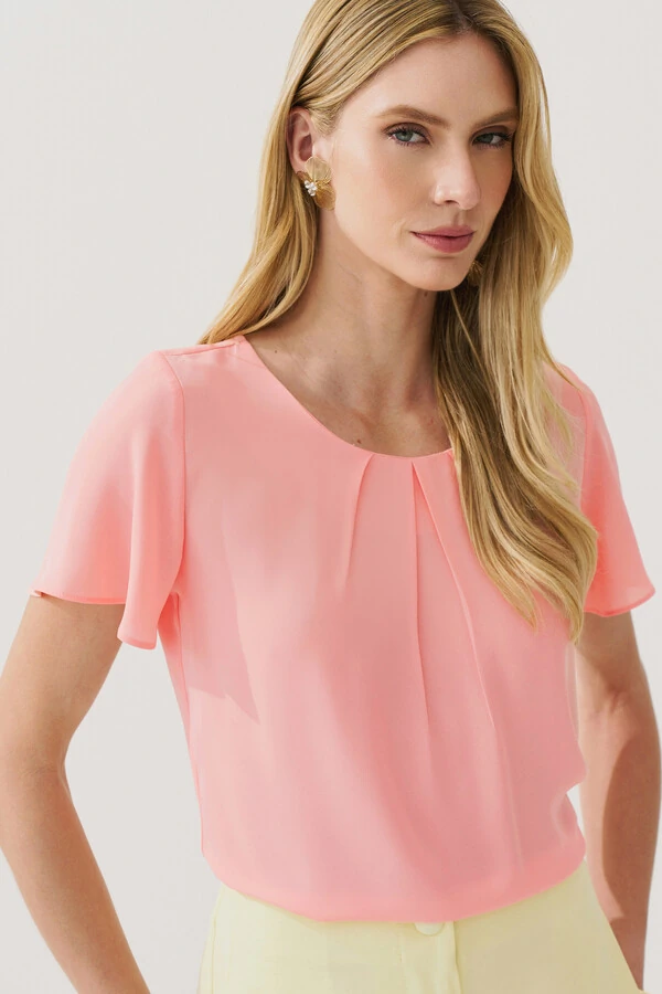 Blusa Decote Pregas