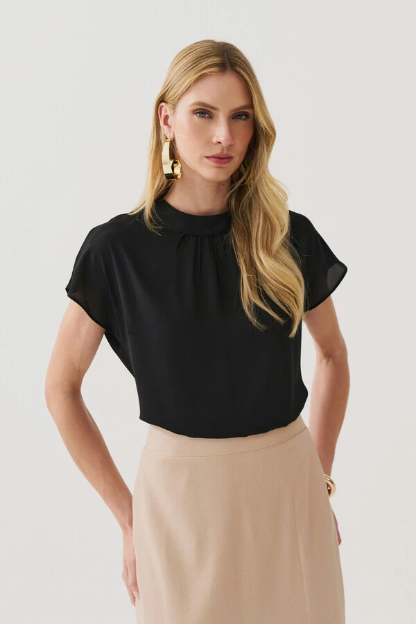 Blusa Manga Morcego Gola Baixa