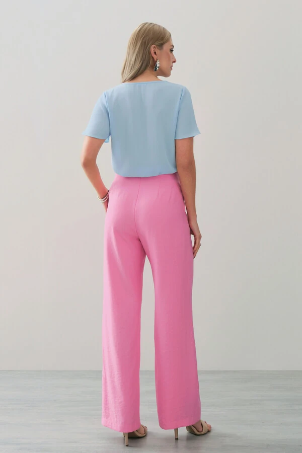 Blusa Manga Evasé Decote Cavado