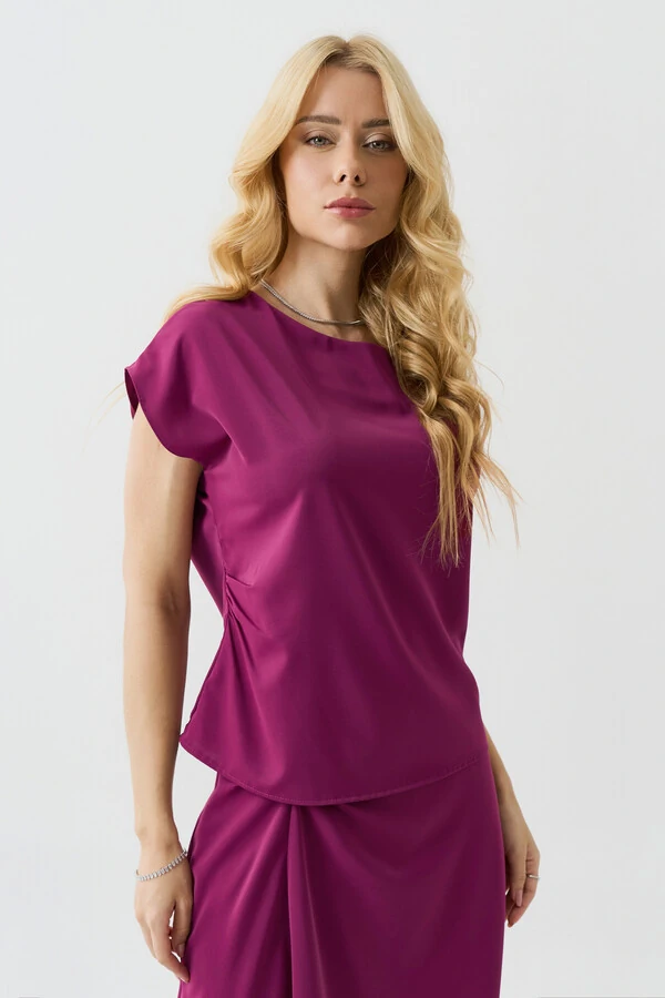 Conjunto Assimétrico de Blusa Manga Morcego Pregas Drapeada Saia Midi Evasê Drapeada