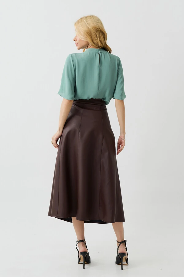 Blusa Manga Evasê Gola Baixa Pregas Triple Franzido