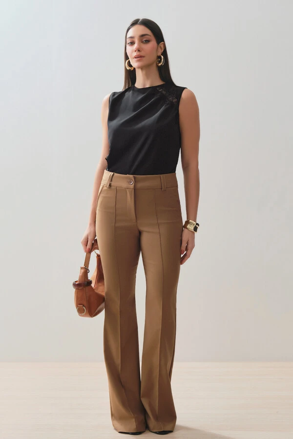 Calça Flare Double