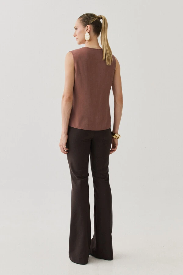 Regata Decote Gota Recortes