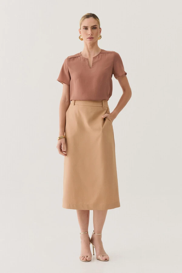 Blusa Decote Cavado Ombro Nervura