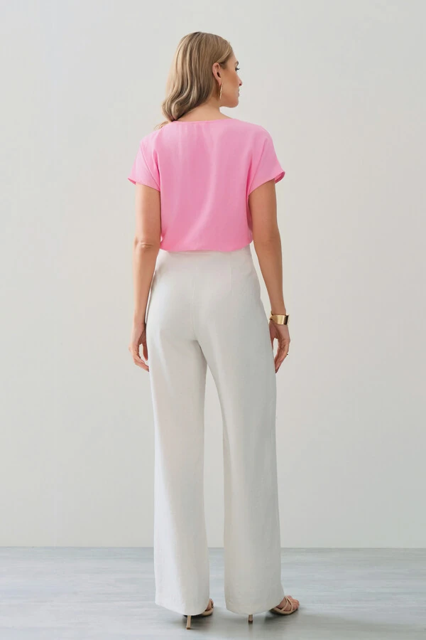 Blusa Manga Morcego Decote V Transpassado Botão Forrado