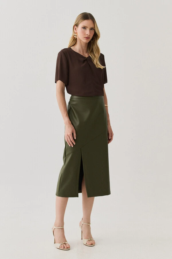 Blusa Decote V Torcido
