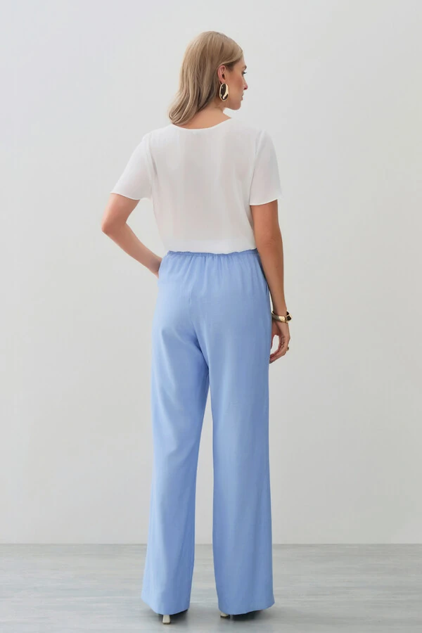 Blusa Decote Gota Vazado Mini Botão Ombro Babadinho