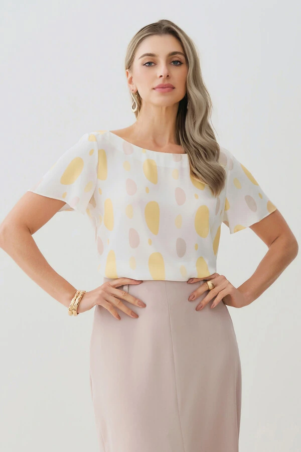 Blusa Abstrata Decote Canoa