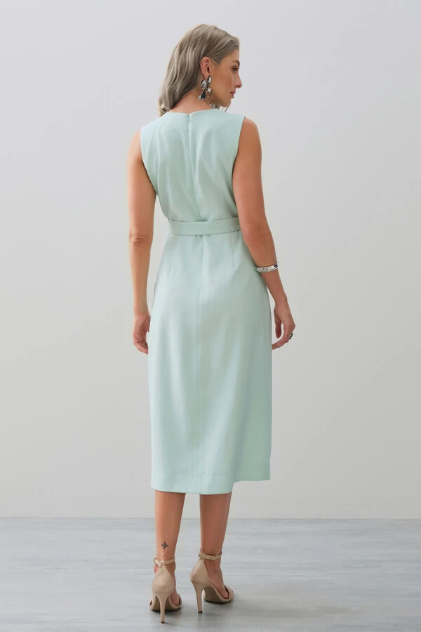 Vestido Midi Regata de Alfaiataria Recortes Cinto Fivela Forrada Fenda Frontal