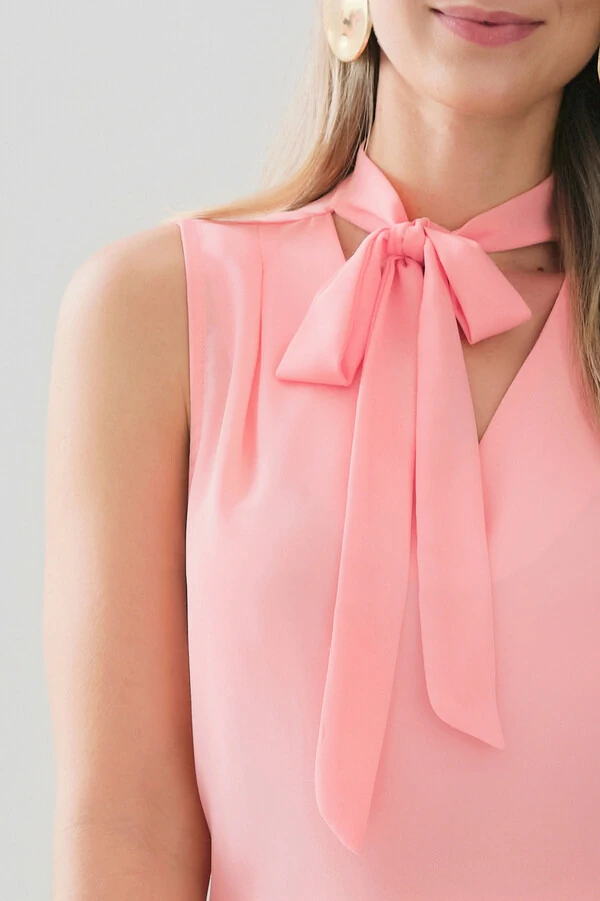 Regata Gola Baixa Laço Decote V Ombro Prega