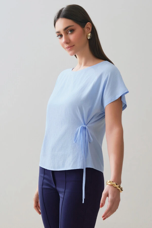 Blusa Manga Morcego Lateral Laço