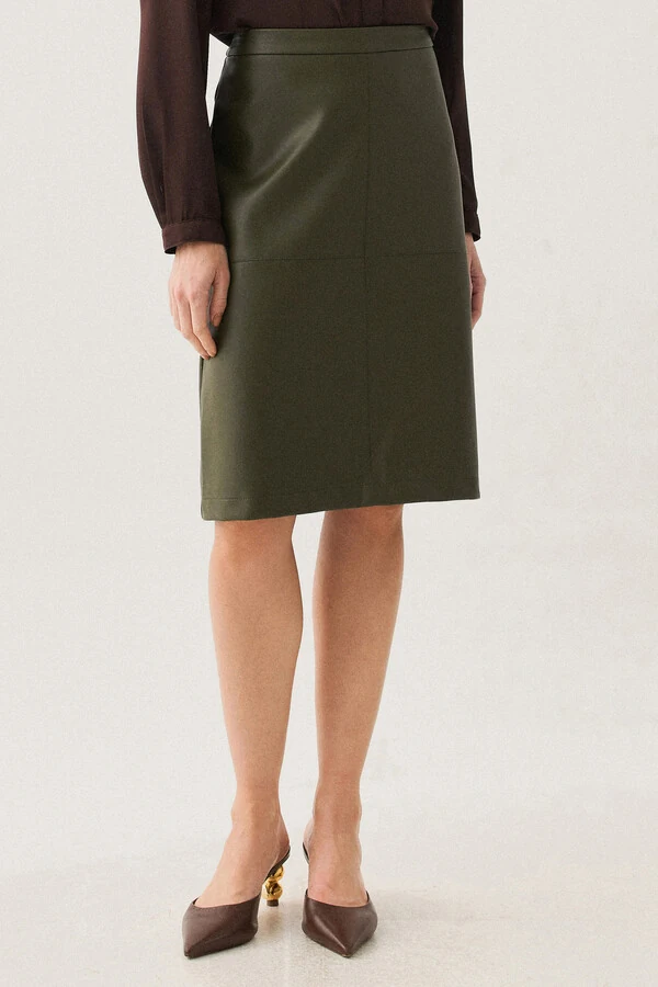 Saia de Couro Recortes