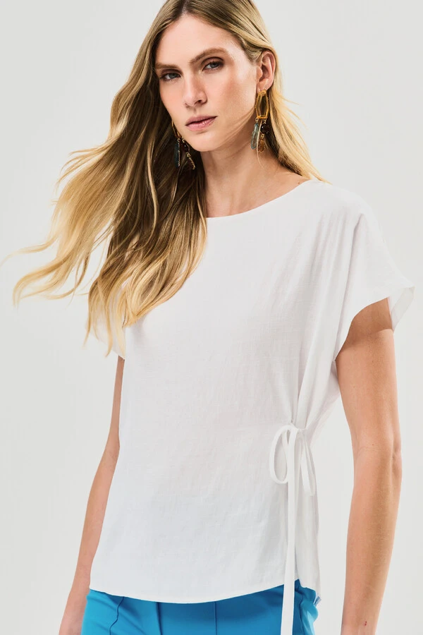 Blusa Manga Morcego Lateral Laço