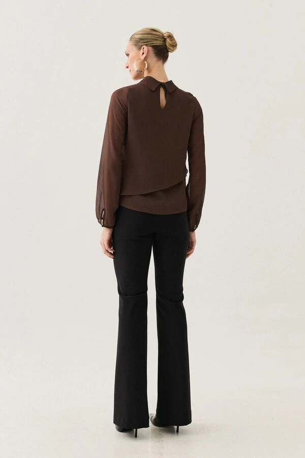 Blusa Dupla Transpassada Assimétrica de Chiffon Yoryu Manga Longa Gola Dobrada