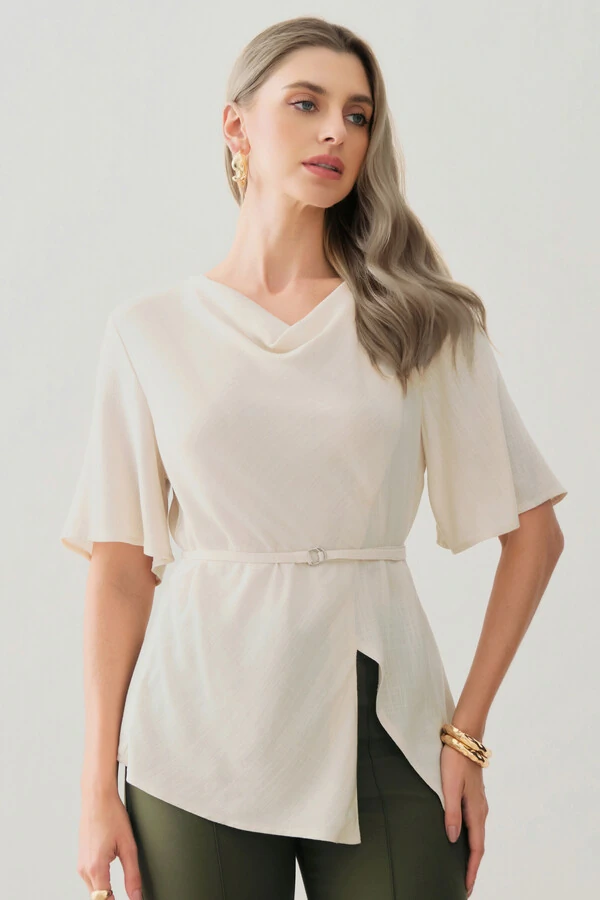 Blusa Assimétrica Transpassada Manga Evasê Decote Drapeado Cinto Fino