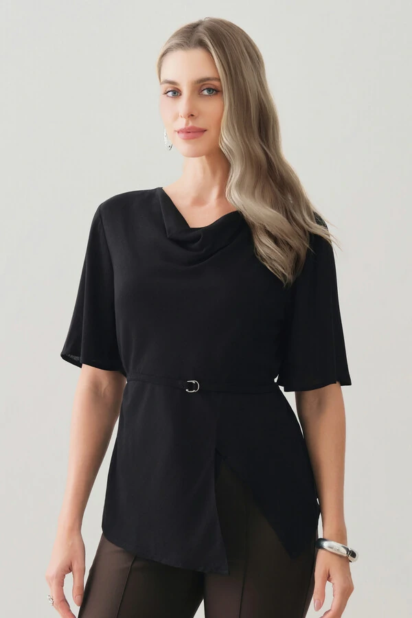 Blusa Assimétrica Transpassada Manga Evasê Decote Drapeado Cinto Fino