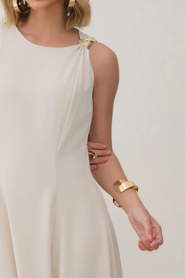Vestido Midi Evasê Regata Assimétrico Pregas Ombro Esquerdo Gold