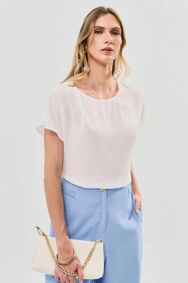 Blusa Manga Morcego Decote Cut Out Gold