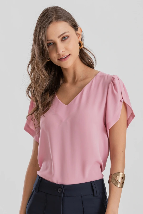 Blusa manga aberta botão forrado