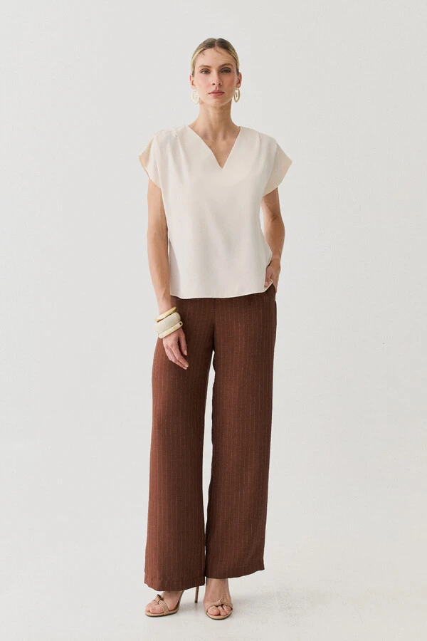 Pantalona Slim Risca de Giz Botões Gold