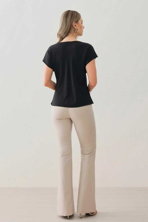 Blusa Manga Morcego Decote Drapeado