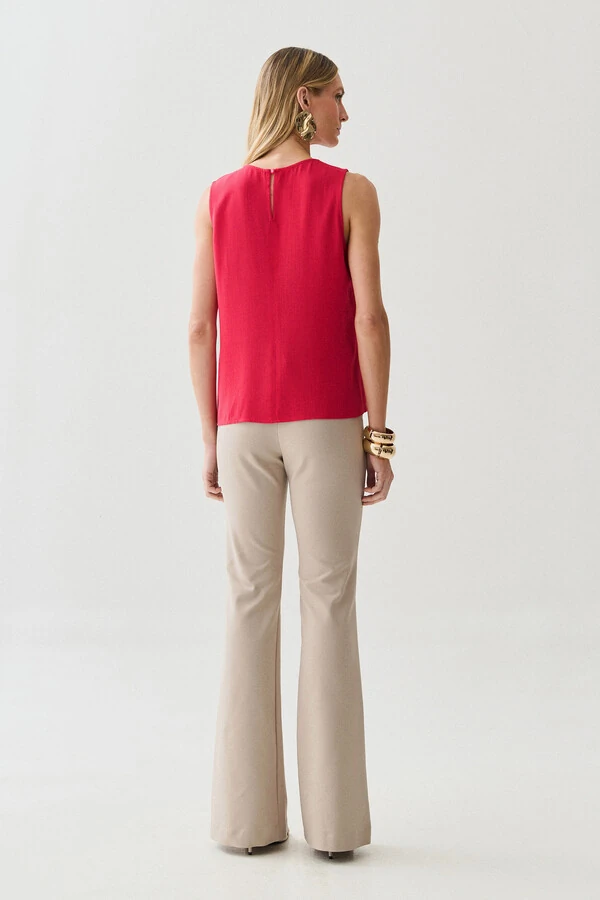 Regata Assimétrica Decote V Ombro Pregas