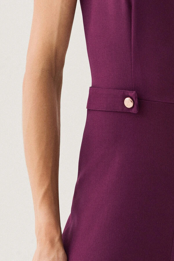 Macacão Regata de Alfaitaria Cintura Martingale Gold