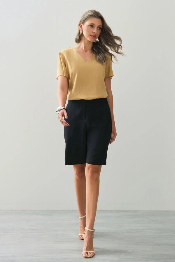 Blusa Decote V Recortes Laterais