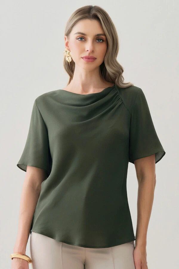 Blusa Assimétrica Manga Evasê Decote Drapeado Ombro Recorte Franzidos