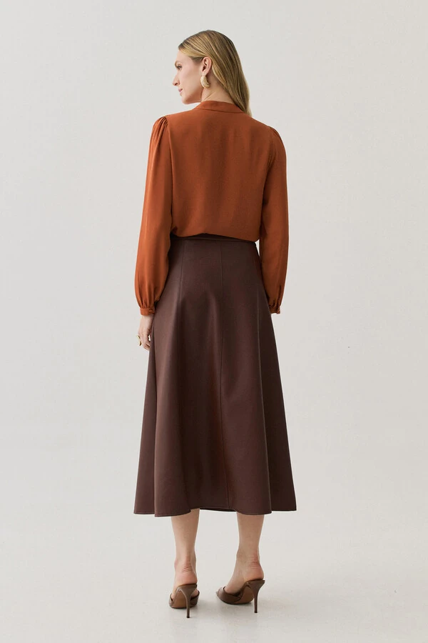 Blusa Manga Longa Punho Gola Baixa Mini Botões Triple