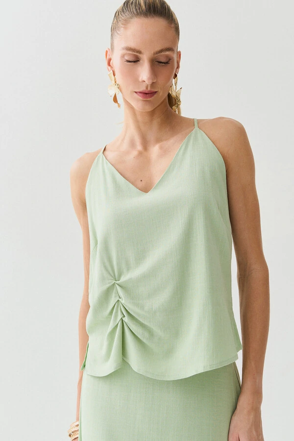 Conjunto de Blusa de Alcinha Assimétrica Decote V Lateral Pregas e Saia Midi Godê