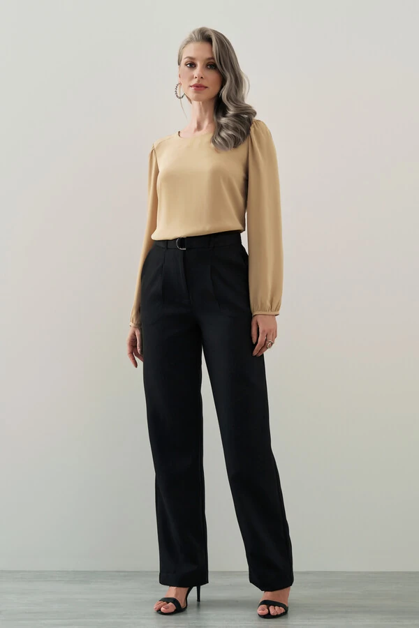 Blusa Manga Longa Ombro Recortes Double