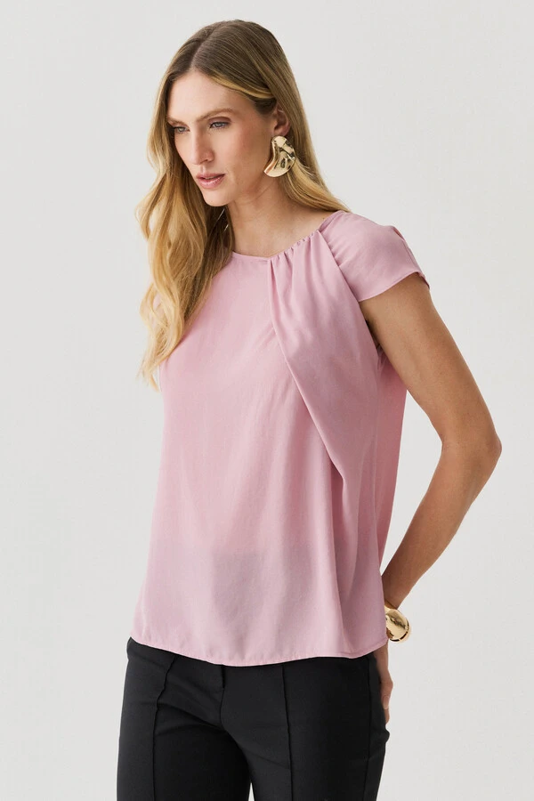Blusa Assimétrica Manga Morcego Faixa Drapeada