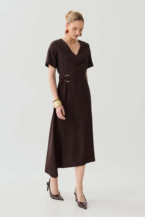 Vestido Midi Evasê Assimétrico Decote V Cinto Gold