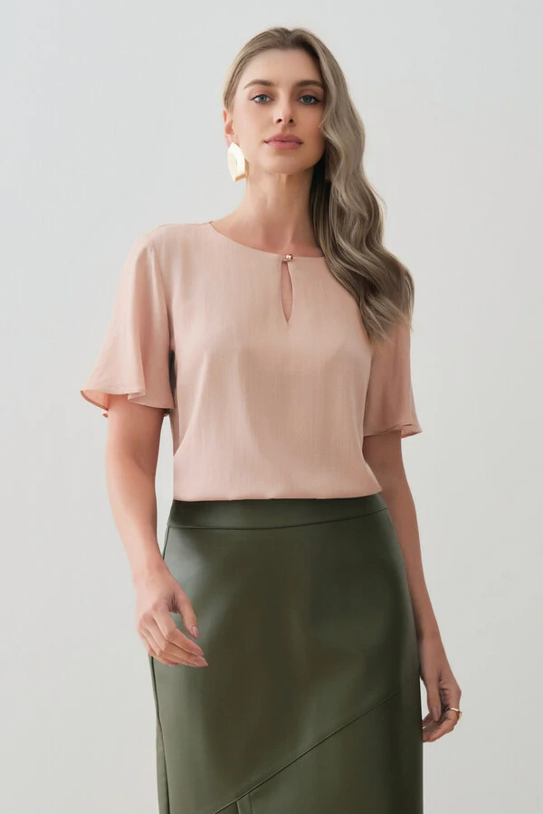 Blusa Manga Evasê Decote Vazado Gold