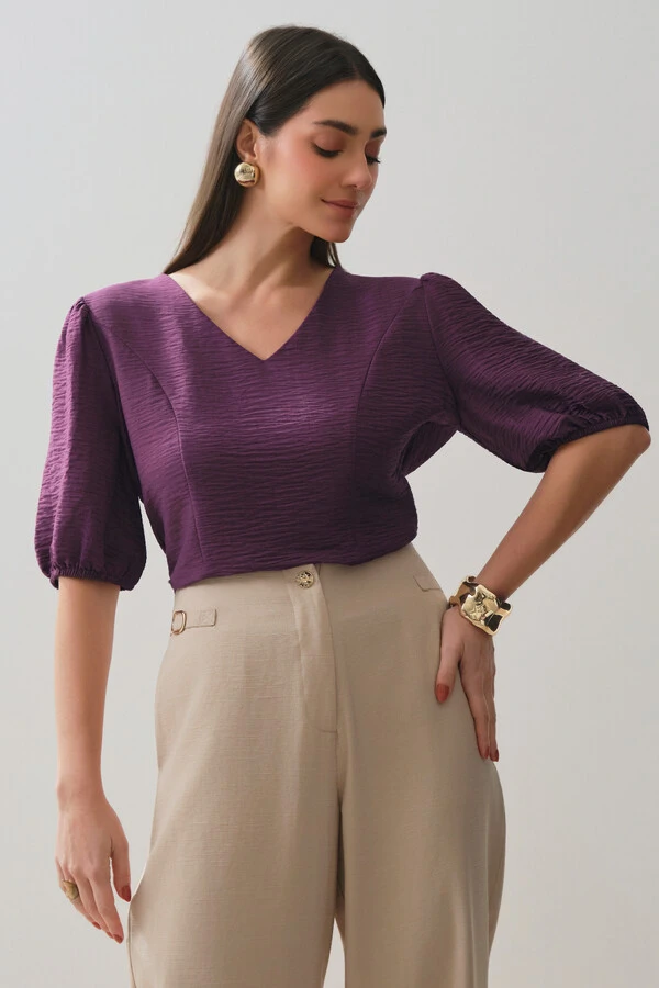 Blusa Manga Elástico Decote V Recortes