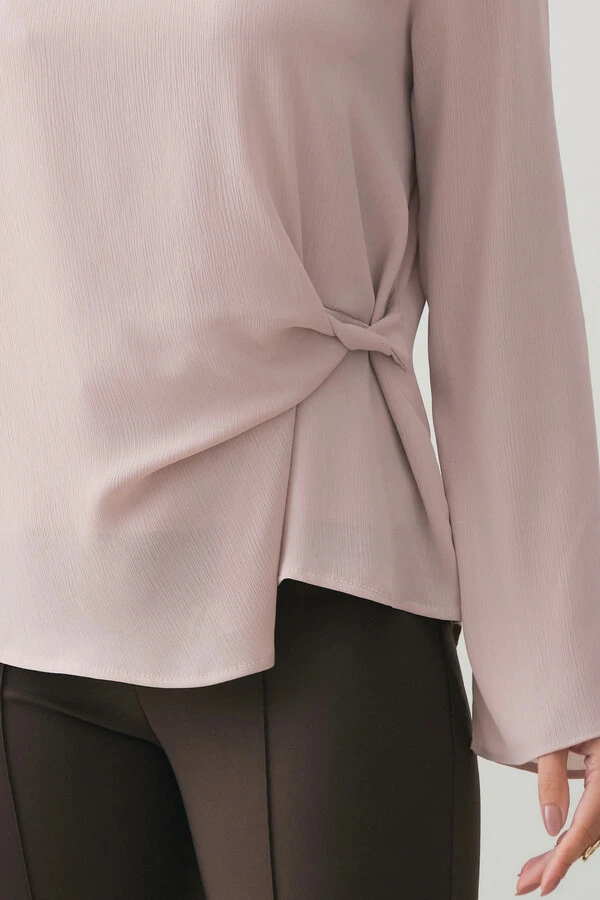 Blusa Dupla Assimétrica de Chiffon Yoryu Manga Longa Evasê Lateral Drapeada