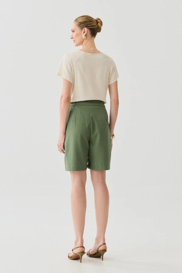 Blusa Manga Raglan Decote Gota Mini Botão Forrado