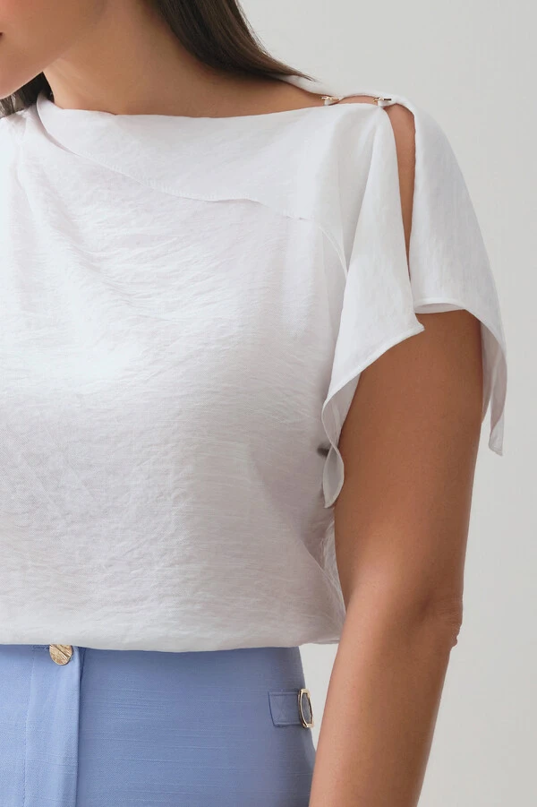 Blusa Assimétrica Manga Morcego Gola Fluida Ombro Gold Double