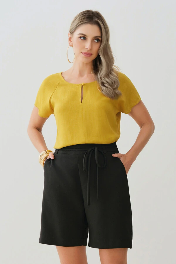 Blusa Manga Raglan Decote Gota Mini Botão Forrado