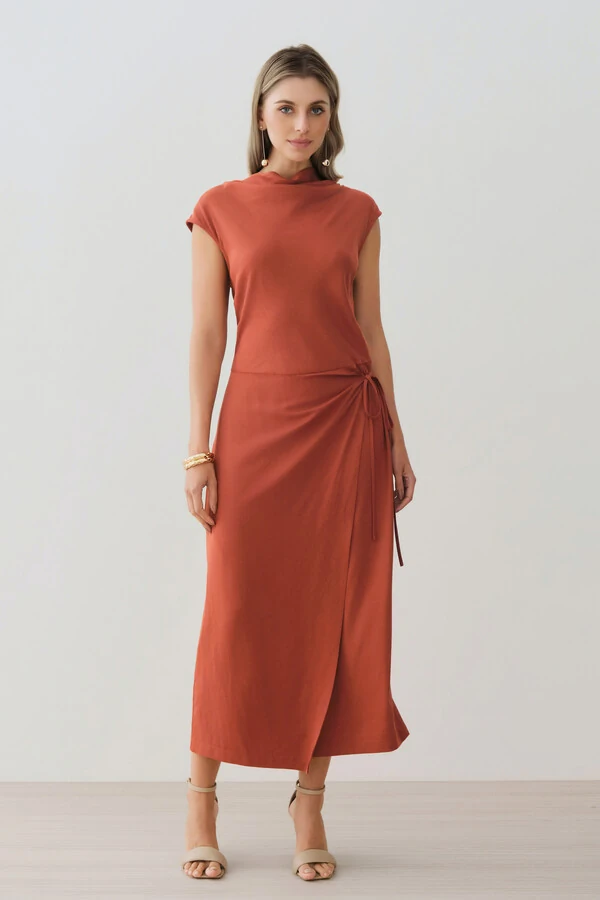 Vestido Midi Regata Transpassado Gola Drapeada Laço Lateral Drapeada