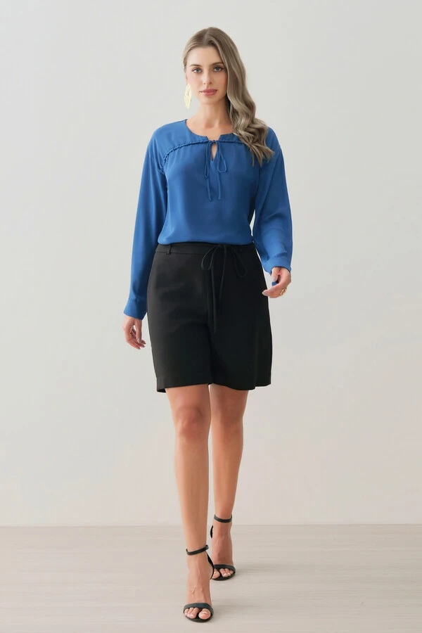 Blusa Manga Longa Punho Gold Decote Cavado Laço Puxante