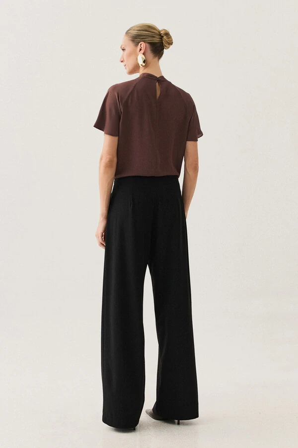 Blusa Manga Ralgan Gola Baixa Torcida Decote Gota Franzido